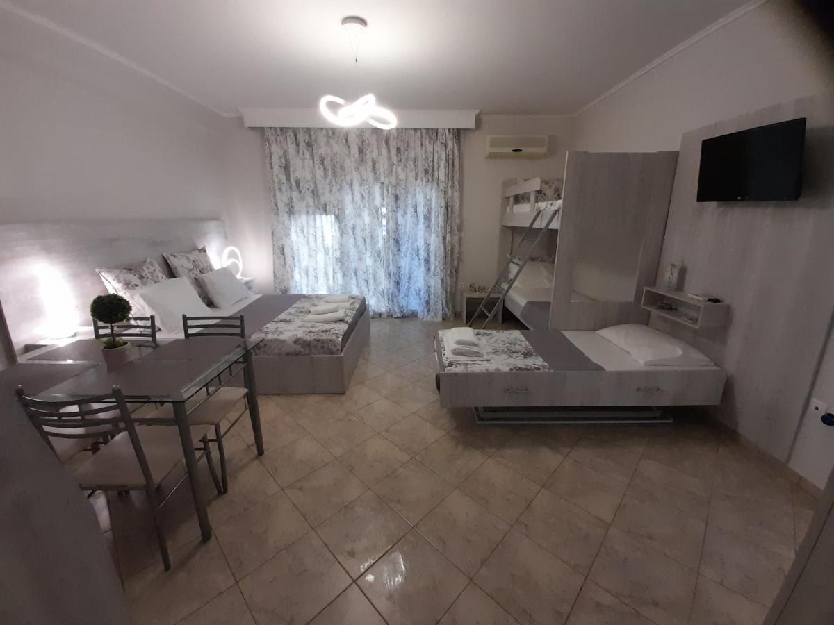 Studio Garden Apartment Nea Kallikrateia Екстериор снимка