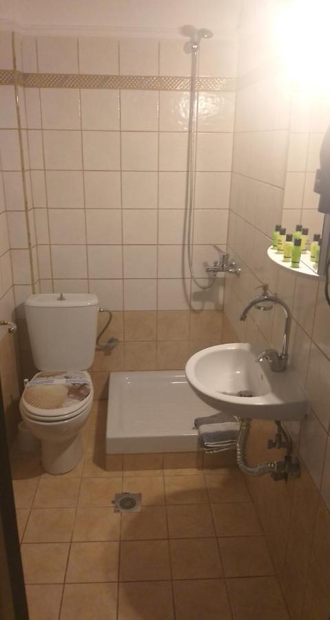 Studio Garden Apartment Nea Kallikrateia Екстериор снимка