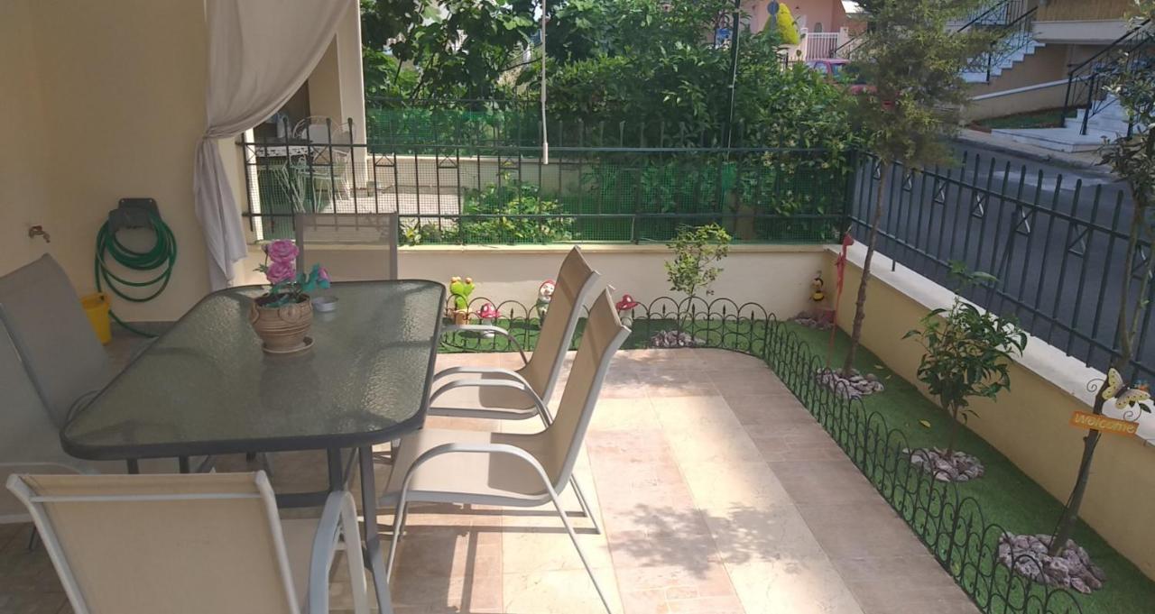 Studio Garden Apartment Nea Kallikrateia Екстериор снимка